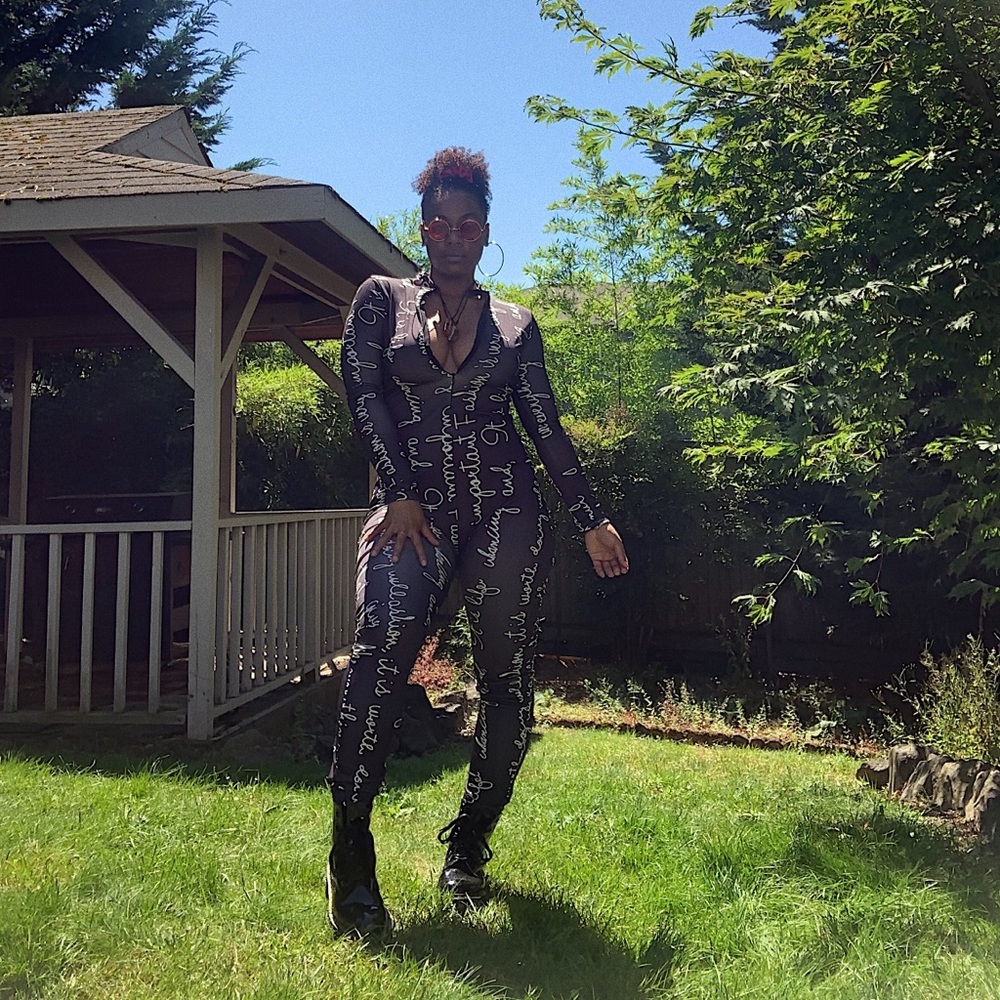🔴🔴 Matrix bodysuit 🔴🔴